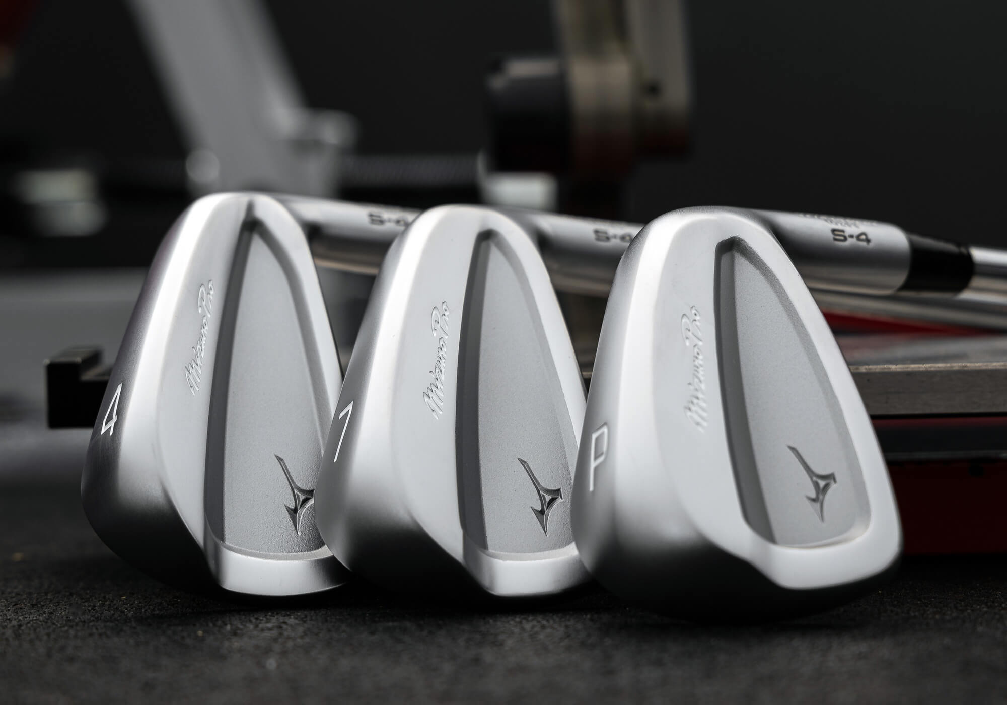 Mizuno: Clubs